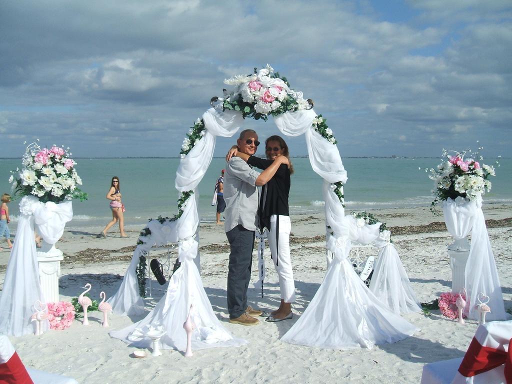 Manatee Bay Inn Fort Myers Beach Exterior foto